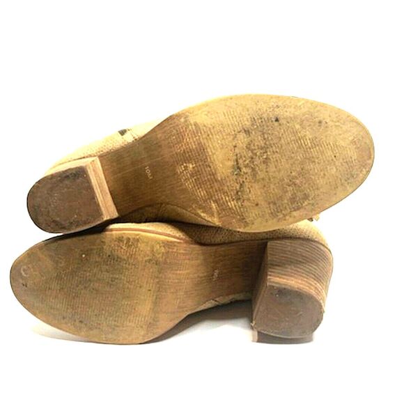 Guess Beige Perforated Suede Western Girls Zip Stacked Heels Ankle Boots 10M - Picture 9 of 10